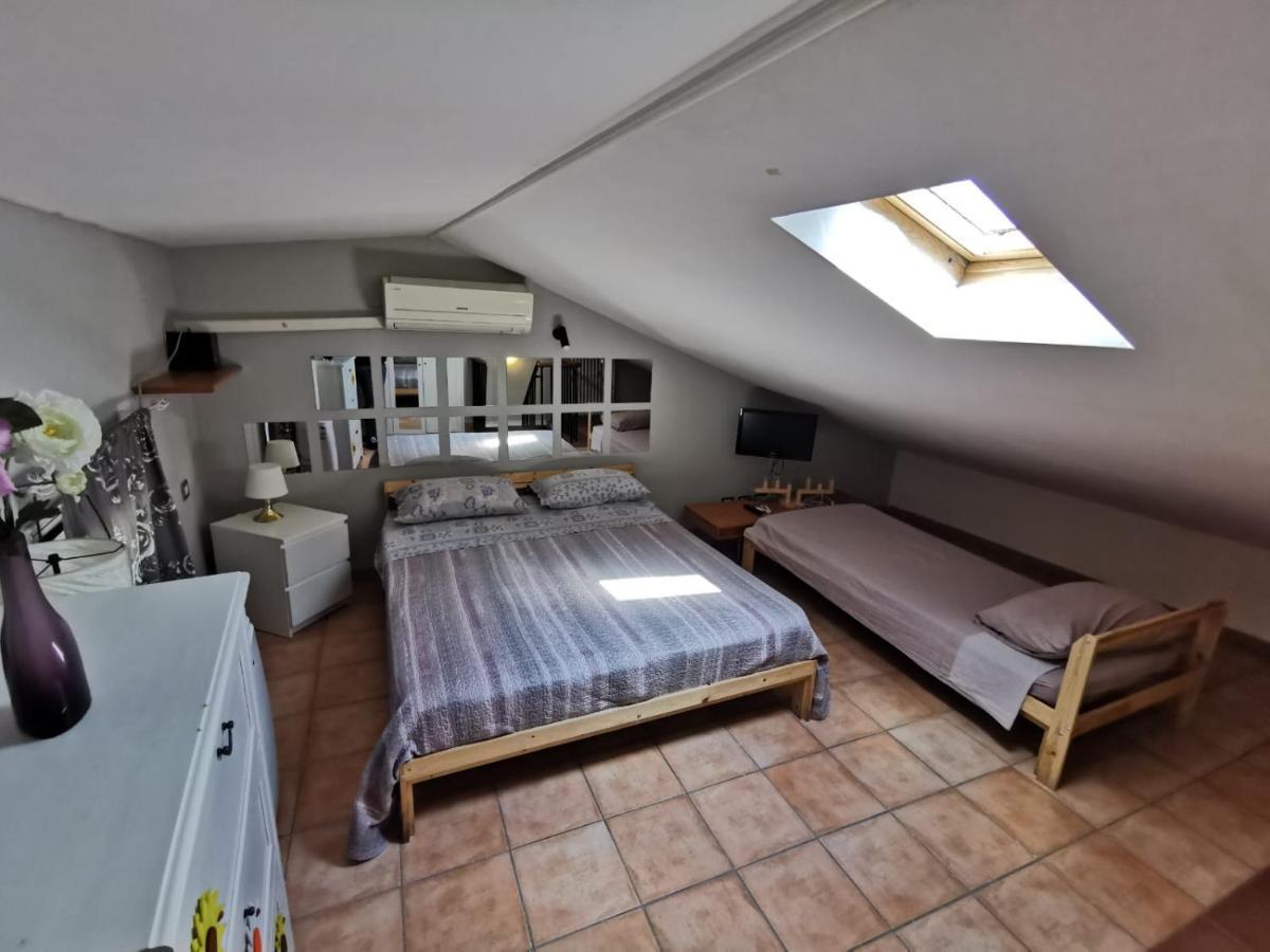 Apartment In The City Center With Self Check-In Парма Екстериор снимка